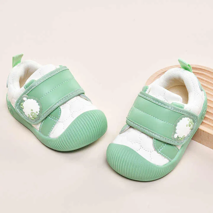 أحذية كاجوال -casual shoes