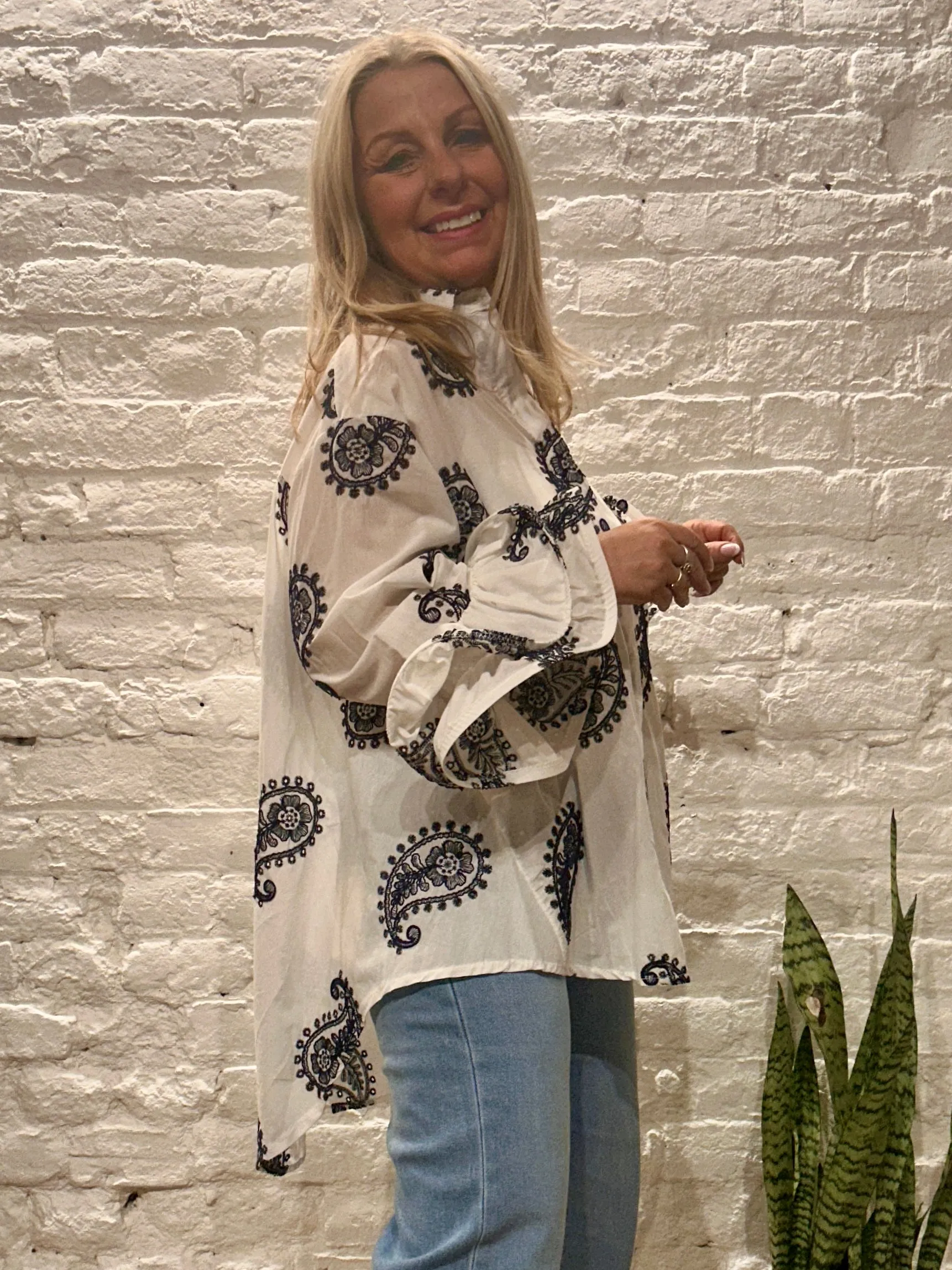 Zeta Otto Structured Sleeve Paisley Embroidered Button Through Shirt