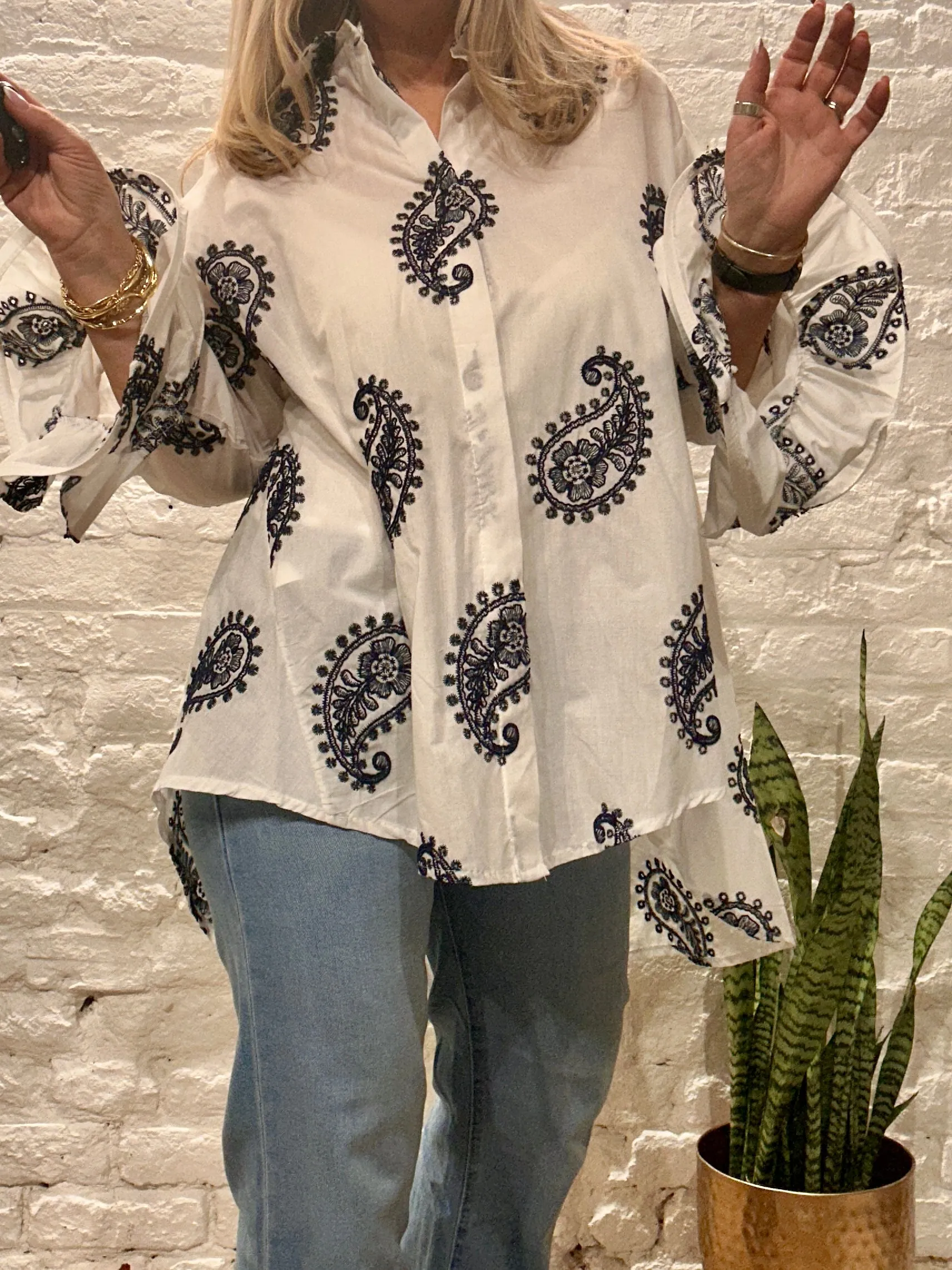 Zeta Otto Structured Sleeve Paisley Embroidered Button Through Shirt